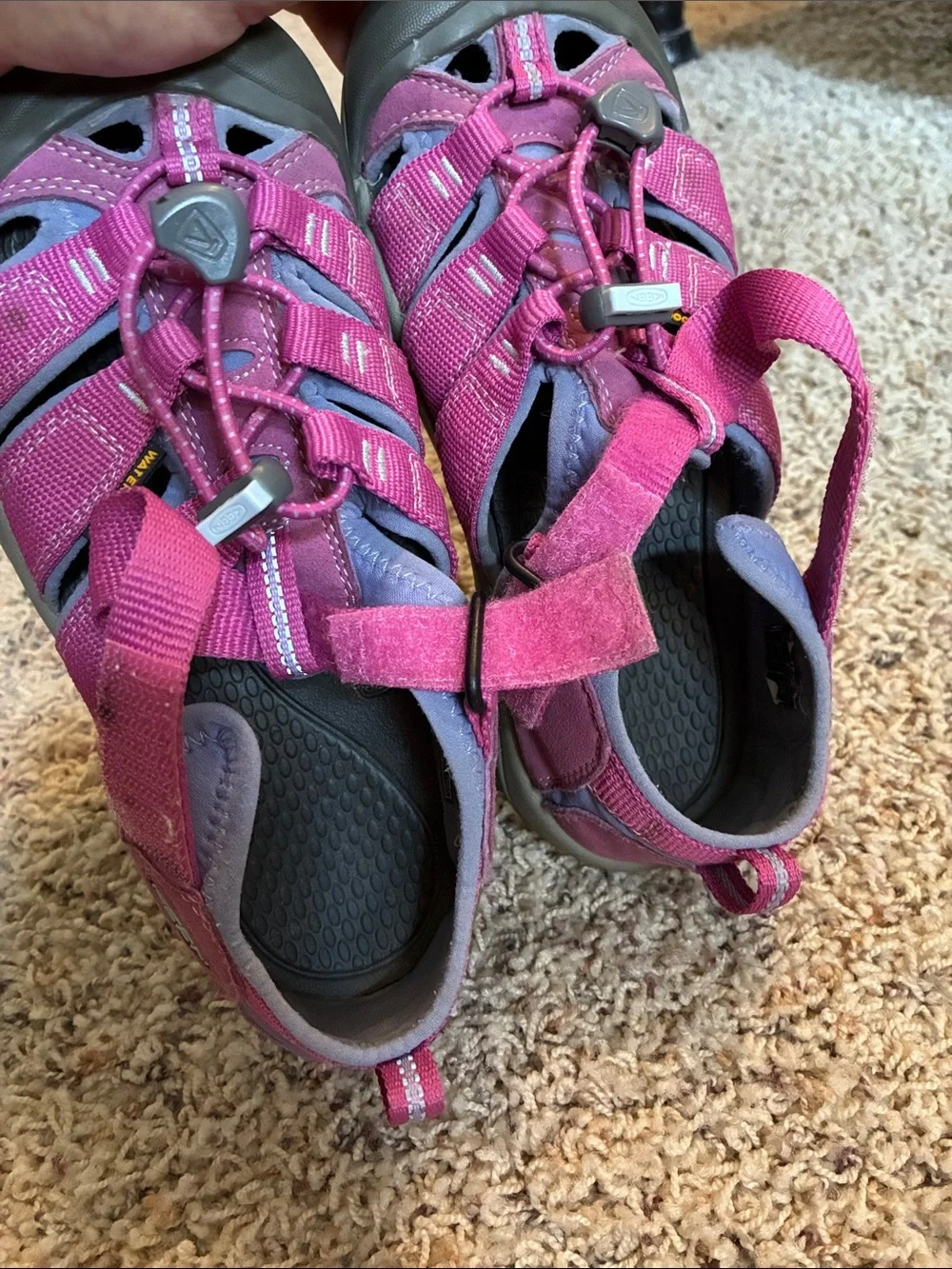 Keen Newport Girls Water Sandals, size 3